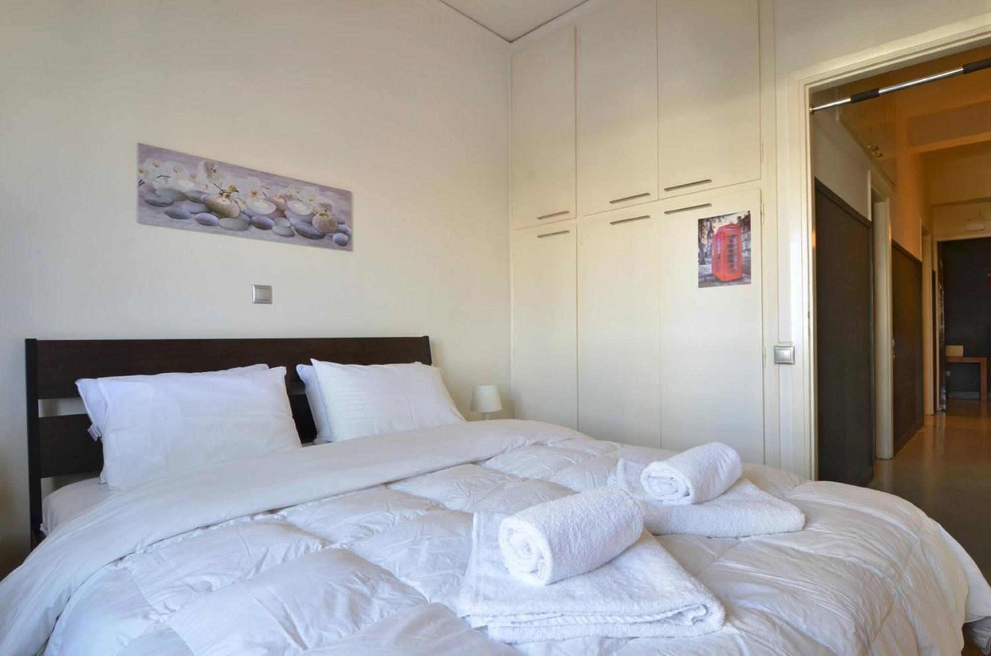 Kerameikos, A Lovely Apartment Atenas Exterior foto
