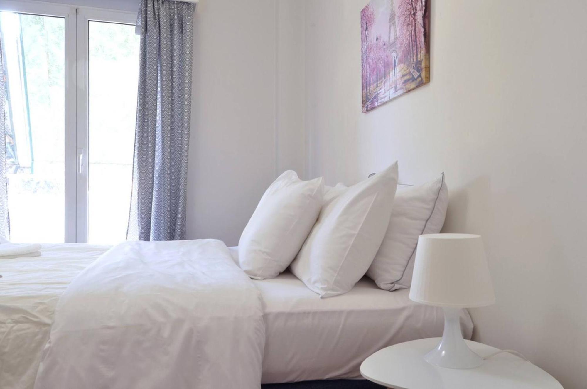 Kerameikos, A Lovely Apartment Atenas Exterior foto